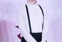 杨洋刘亦菲最新爆料图片,甜蜜互动引粉丝尖叫